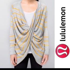 Heather gray and yellow stripe lululemon wrap